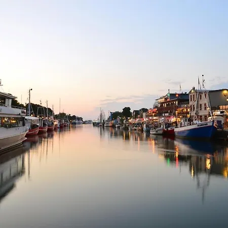 Strandhaus/strandburg דירה